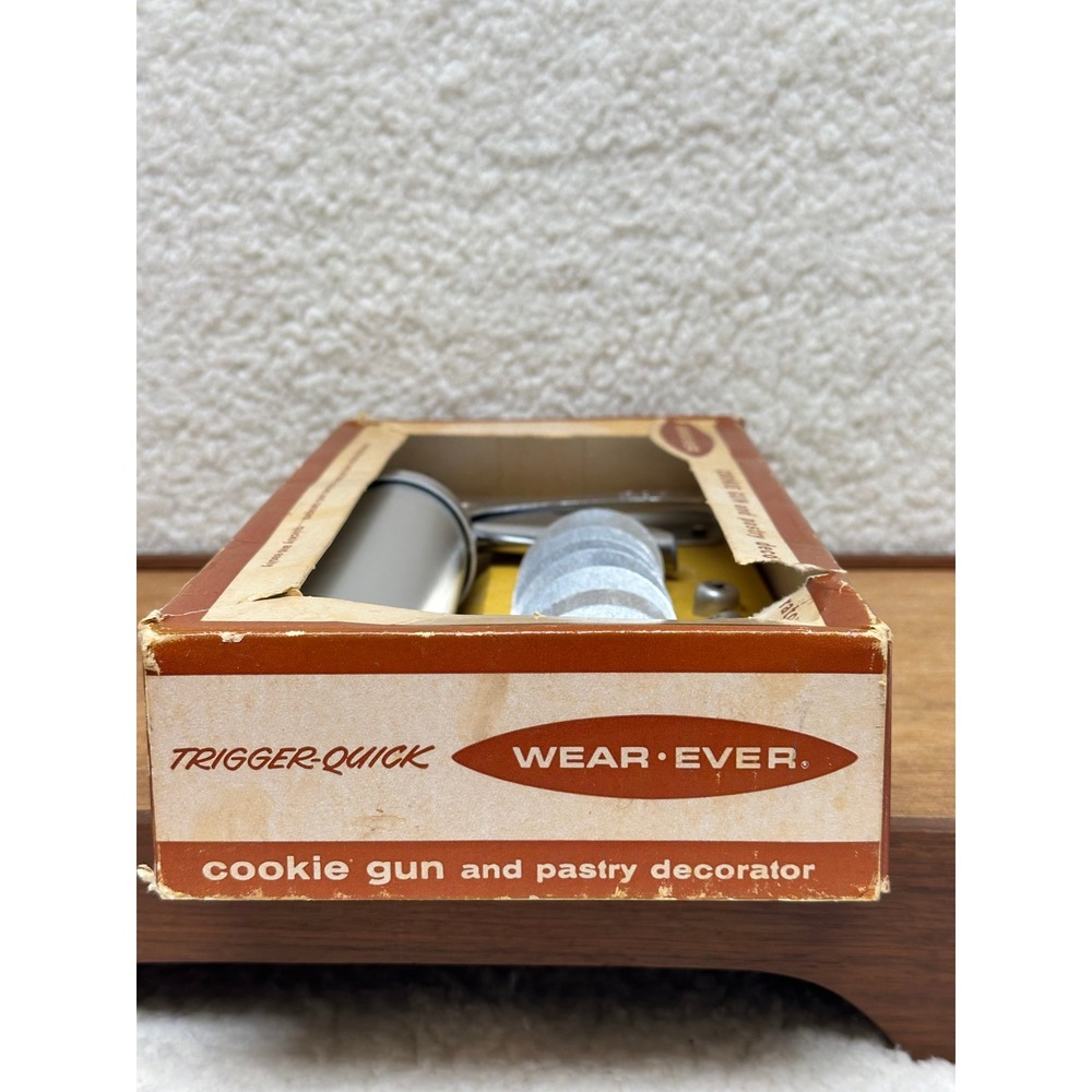 Wear-Ever Cookie Gun and Pastry Decorator Silver Aluminum Vintage Trigger-Quick - Picture 7 of 10